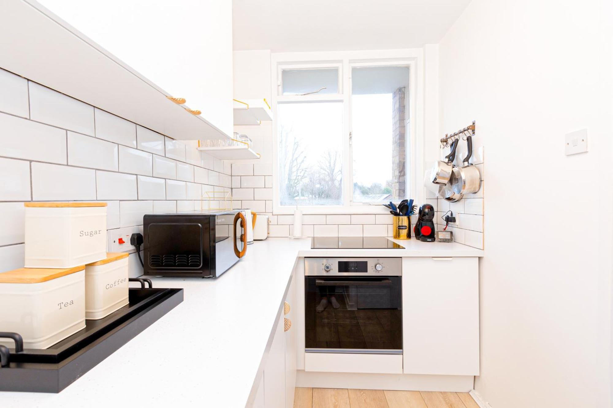 Charming Studio With Balcony In Putney, 5 Min Tube Londra Exterior foto